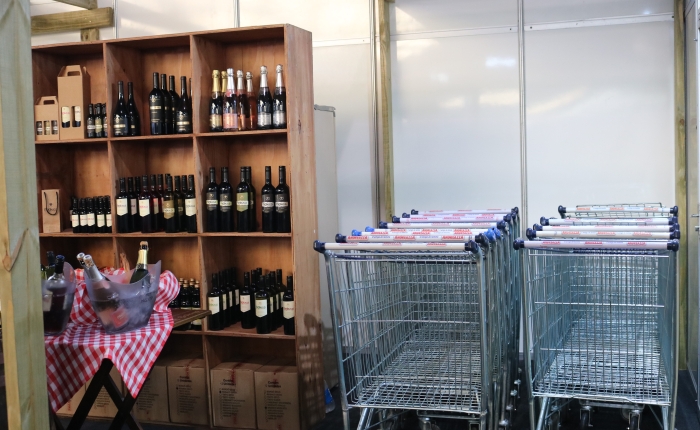 Em ação inédita, Festa da Uva disponibiliza carrinhos de supermercado gratuitamente aos visitantes